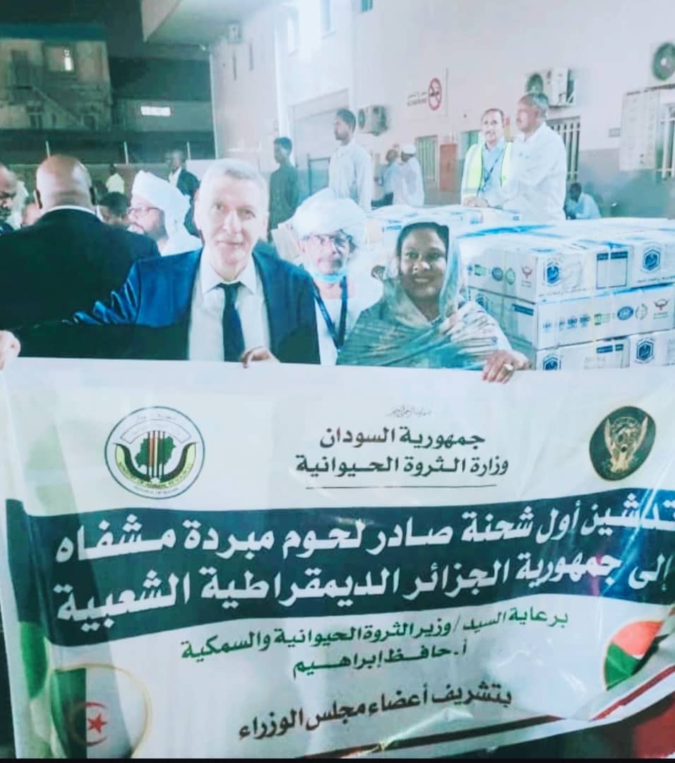 السودان يصدر اول شحنة لحوم الى الجزائر السودان يصدر اول شحنة لحوم الى الجزائر