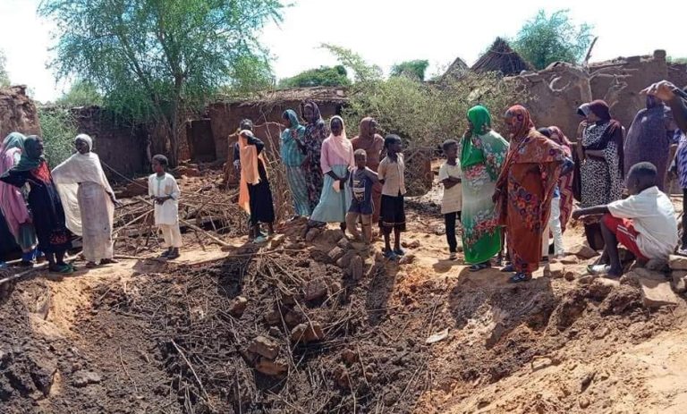 حركة مسلحة تتهم الجيش السوداني بقصف أحد مواقعها في شمال دارفور