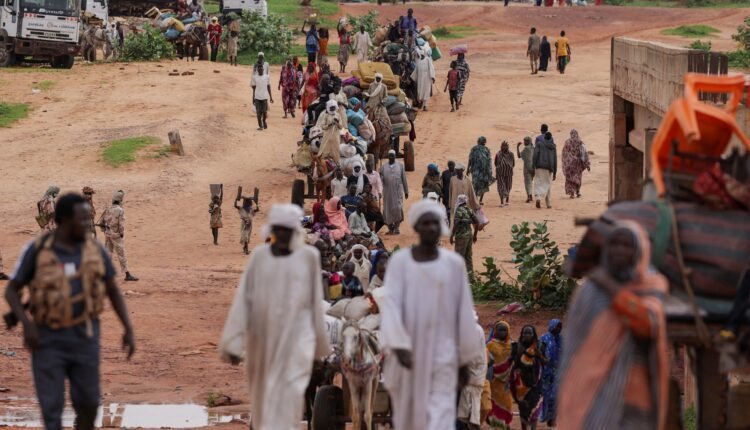 أربعون ألف سوداني يفرون من دارفور إلى تشاد