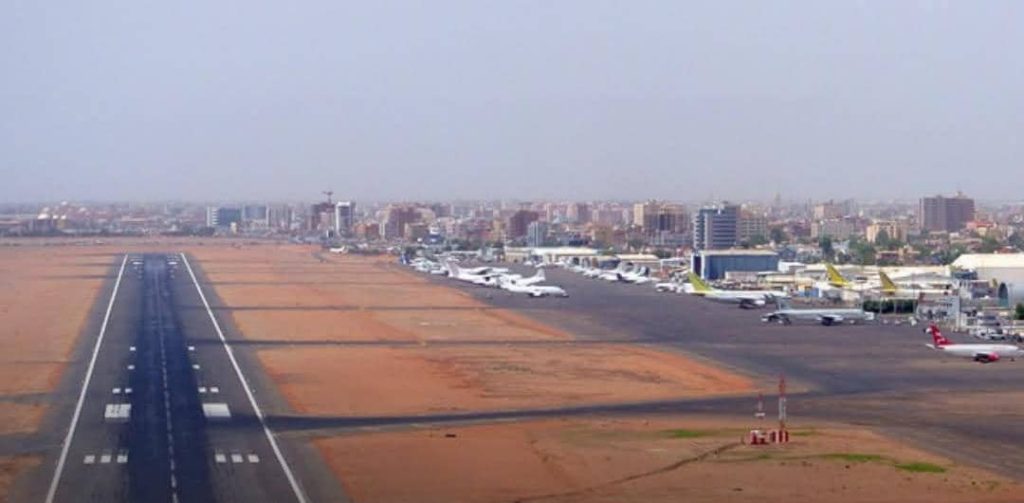 الكشف عن موعد إستئناف الملاحة الجوية في مطار بورتسودان الكشف عن موعد إستئناف الملاحة الجوية في مطار بورتسودان