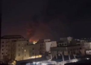 شاهد بالفيديو هجوم جديد على بورتسودان والجيش يتصدي