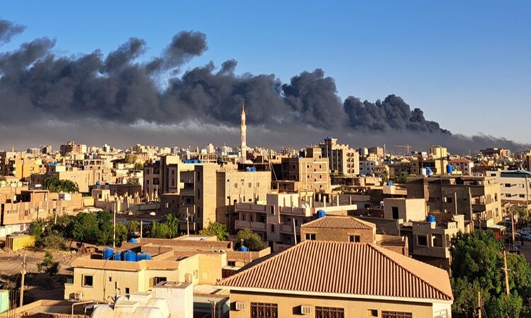تكوين لجنة لتحديد إحتياجات المصانع المتضررة جراء الحرب تكوين لجنة لتحديد إحتياجات المصانع المتضررة جراء الحرب