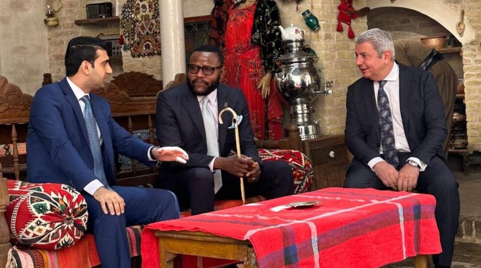 دينار يزور قلعة أربيل ومتحف برزان بكردستان دينار يزور قلعة أربيل ومتحف برزان بكردستان
