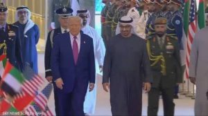 دونالد ترامب يصل آخر محطات جولته الخليجية