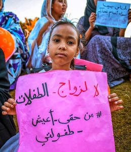الحرب في السودان ترفع معدلات زواج القاصرات… تقرير 