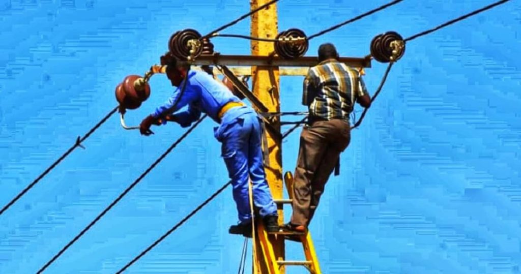 قطوعات الكُهرباء تشل حياة الناس في السودان قطوعات الكُهرباء تشل حياة الناس في السودان