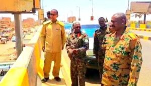 السوق المحلي : نهب 5 آلاف متجرًا و 16 فرع بنك