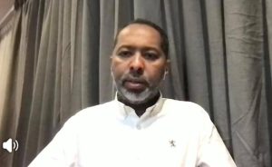 شاهد بالفيديو سلك منبر جدة هو المخرج الوحيد 