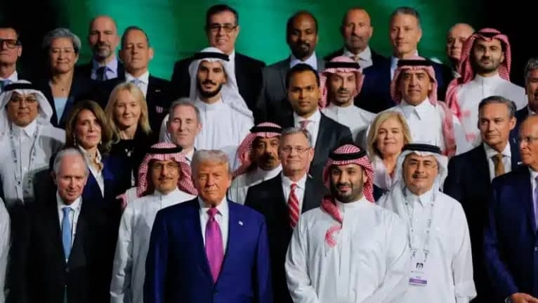 المملكة العربية السعودية تقترب من شراكات القرن مع أمريكا بقيمة تريليون دولار المملكة العربية السعودية تقترب من شراكات القرن مع أمريكا بقيمة تريليون دولار